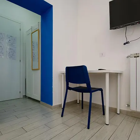 게스트하우스 Dimora Partenopea 3*